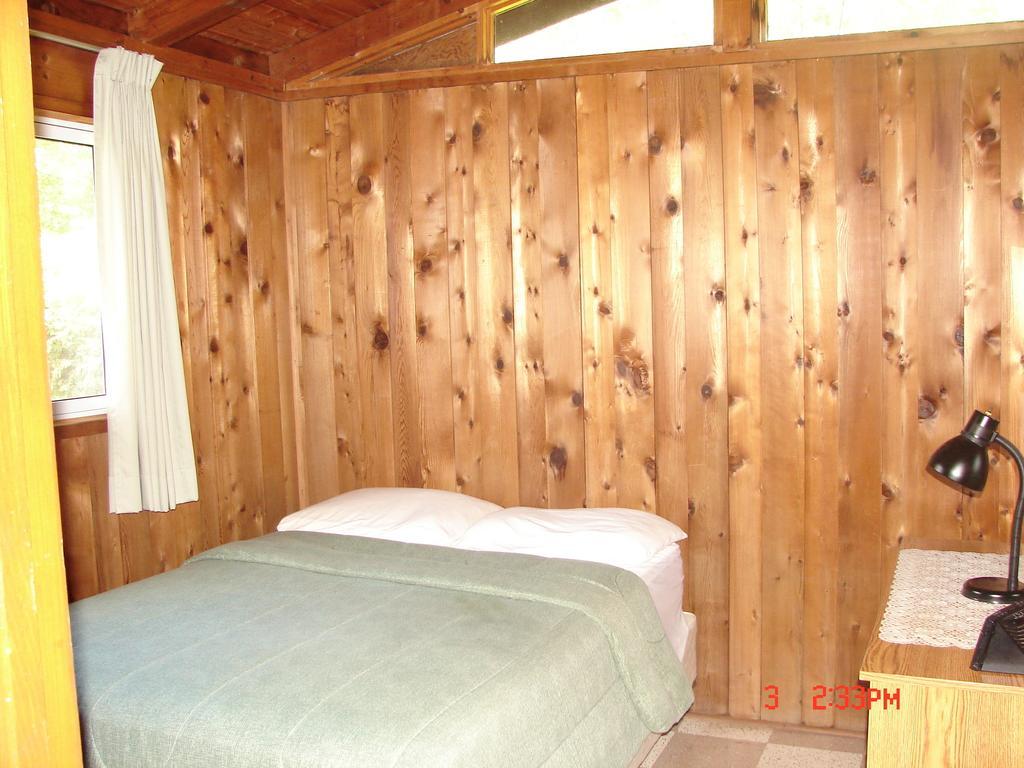 Sunnylea Resort Port Severn Room photo